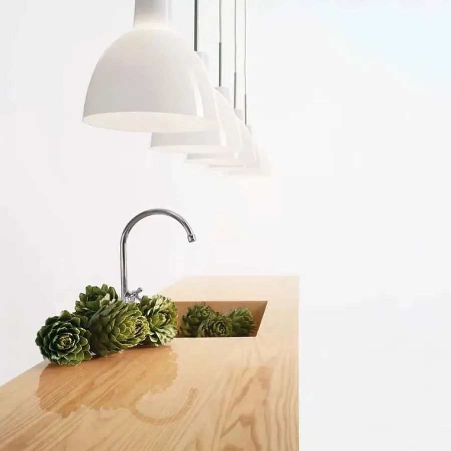 Toldbod 155/220 glaspendel fra<Louis Poulsen