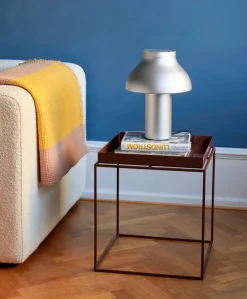 Tray Table Medium 40x40 fra<HAY