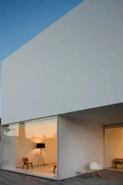 Tripode Gulvlampe fra Santa and Cole, bretona stripe (G5)<Santa & Cole Clearance