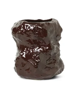 Tuck Vase fra<Ferm Living Outlet