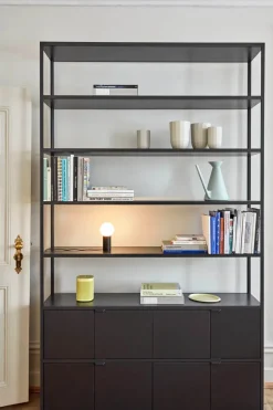 Turn On bordlampe fra<HAY Hot