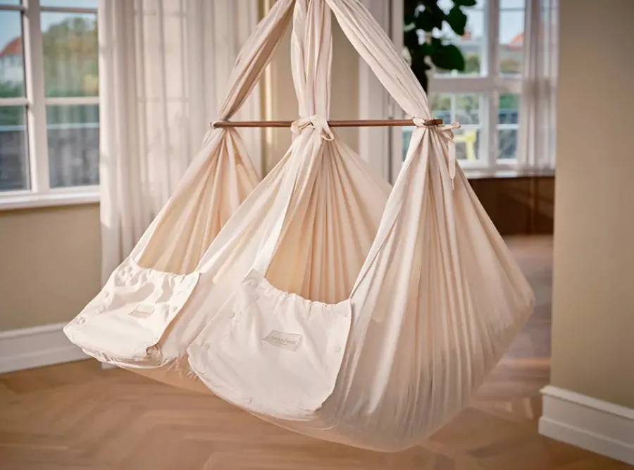 Tvillingeslyngevugge, nature fra<Moonboon Outlet