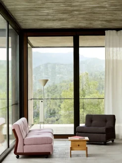 Twist Floor Lamp fra<HAY New