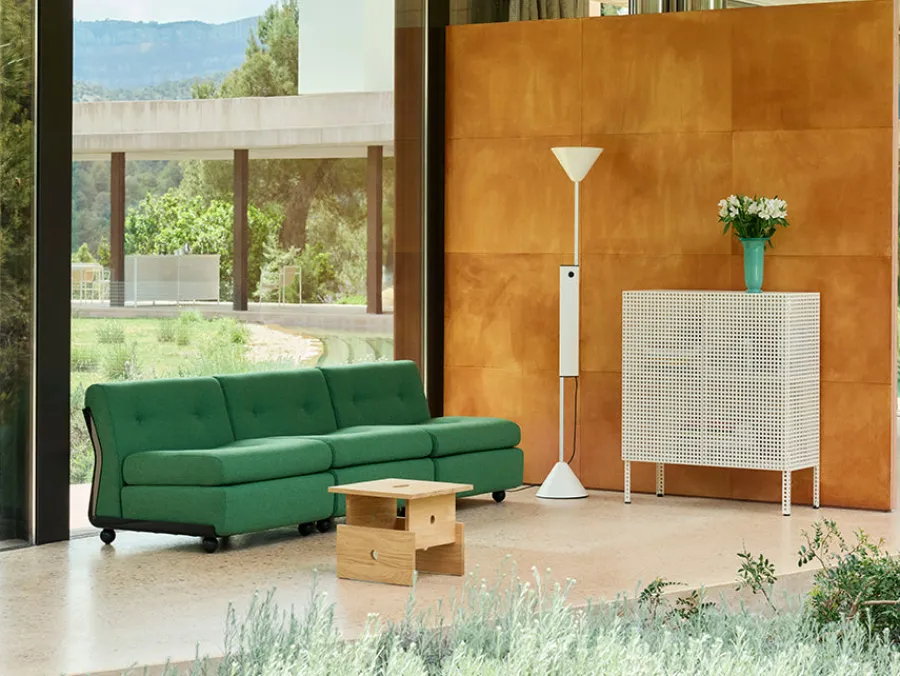 Twist Floor Lamp fra<HAY New