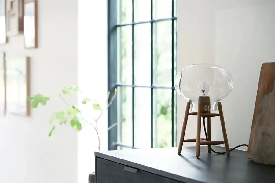 U4 Hiti Bordlampe, klart glas/eg fra<FDB Møbler Sale