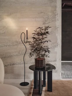 Valse Floor Candle Holder fra<Ferm Living Clearance