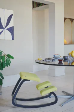 Variable Balans Stol fra sort ask<Variér Outlet