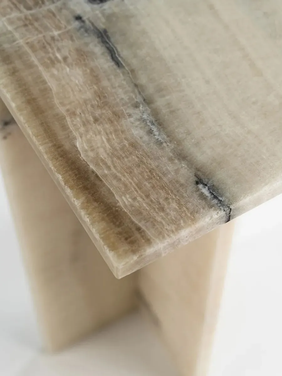 Venus Sidebord, onyx fra<Wabi Sabi Nordic Outlet
