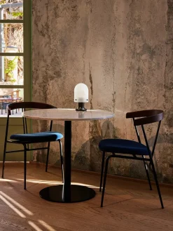 Violin Dining Chair, american walnut fra<GUBI Online