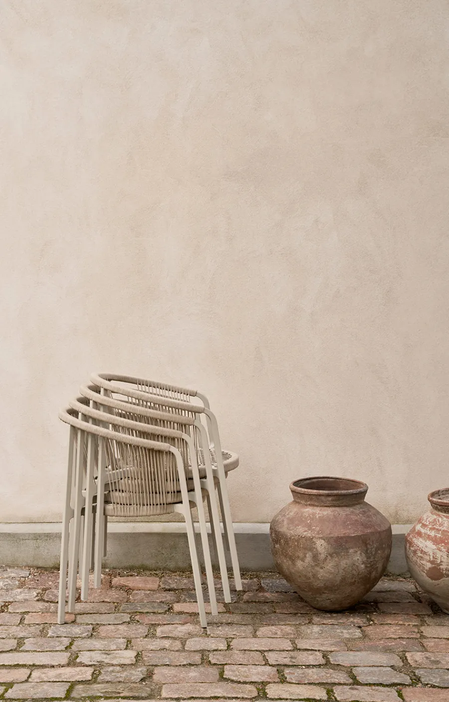 710 Lagrasse Chair inkl. sæde- og ryghynde fra<Vipp Hot