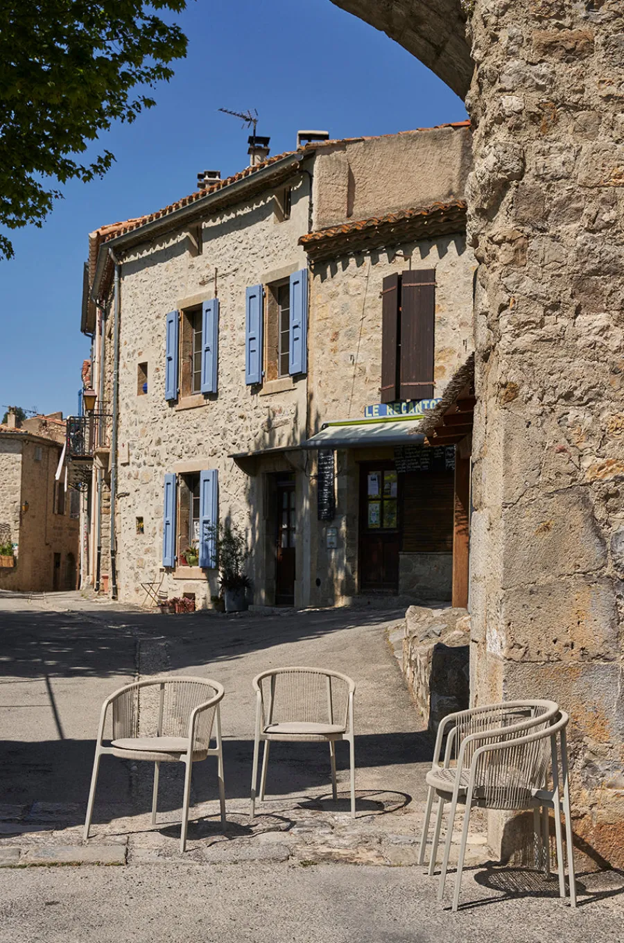 710 Lagrasse Chair inkl. sæde- og ryghynde fra<Vipp Hot