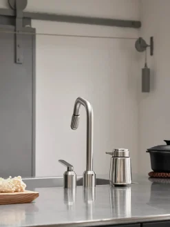 9 Sæbedispenser, Stainless Steel fra<Vipp New