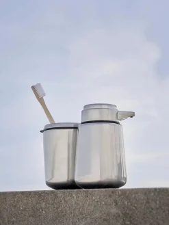 9 Sæbedispenser, Stainless Steel fra<Vipp New