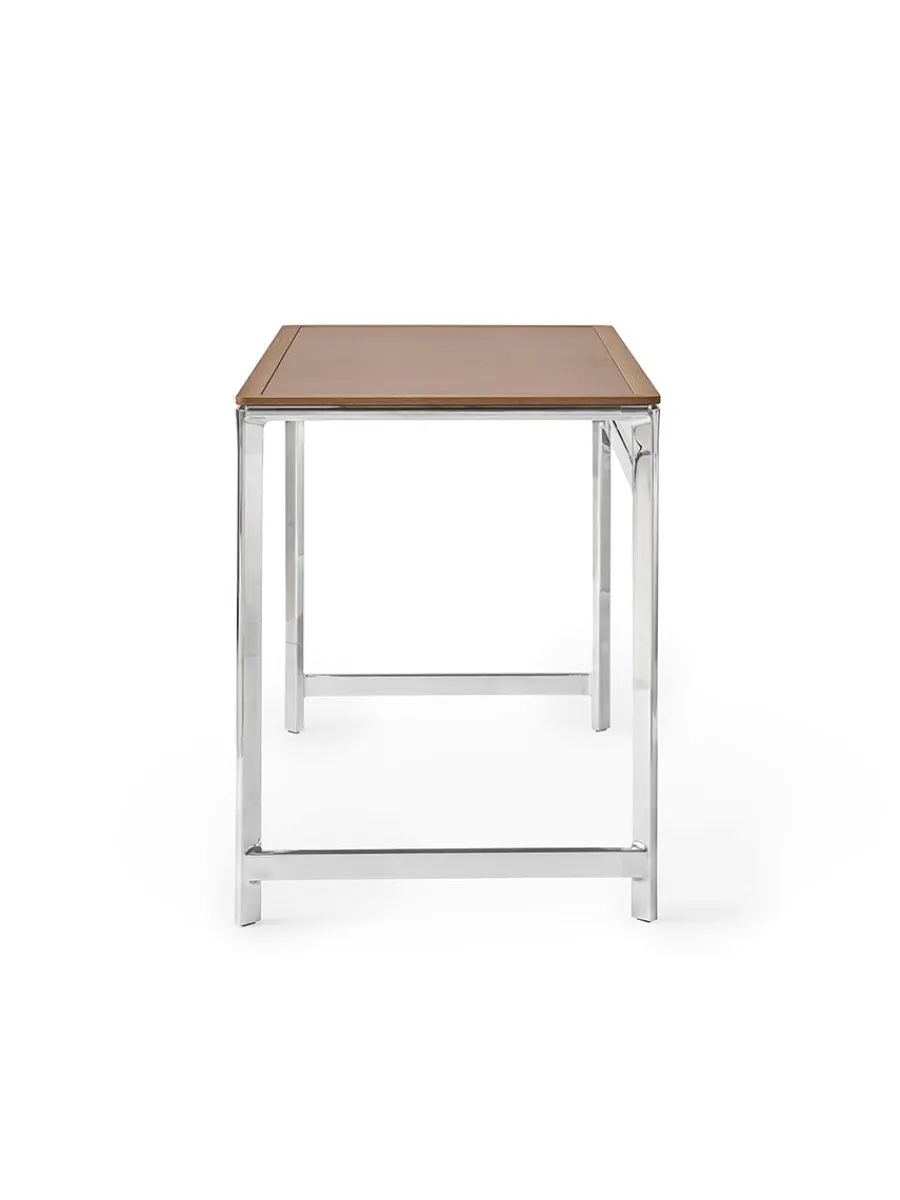 430 Studio Desk, camel leather fra<Vipp Clearance
