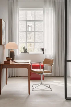 453 Swivel Chair, Light Grey, Special Edition fra<Vipp Online