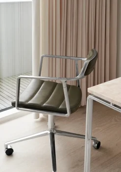 452 Swivel Chair m/hjul, bosco grøn læder fra<Vipp Discount