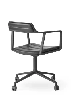 452 Swivel Chair m/sort stel & hjul, sort læder fra<Vipp