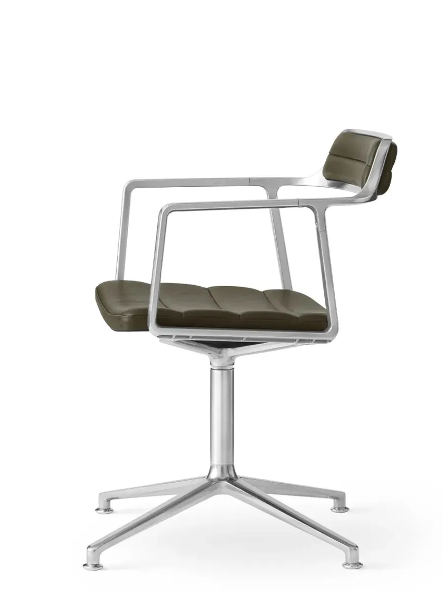 452 Swivel Chair m/sort stel, sort læder fra<Vipp New