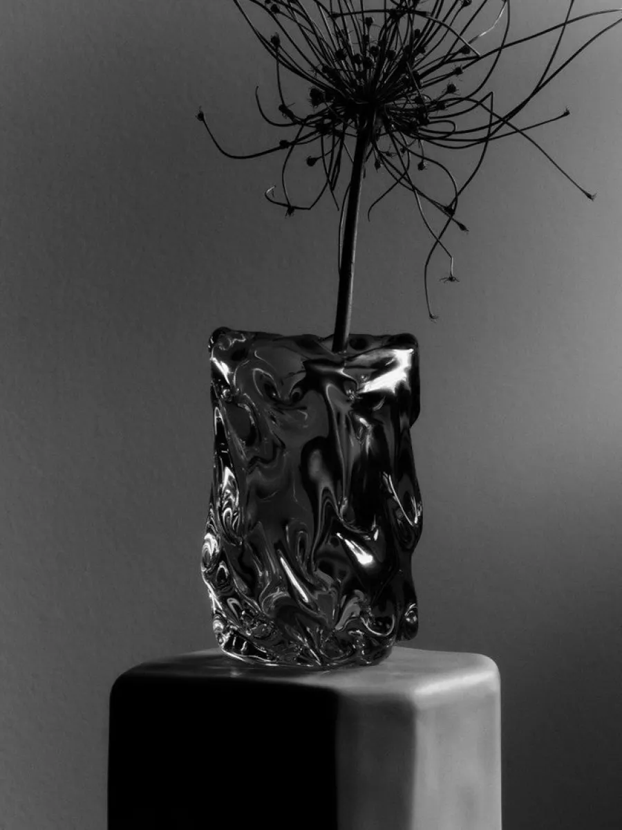 Virelle Vase Clear, H18 fra<Ferm Living Clearance