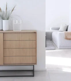 Virka High Sideboard fra<Woud Discount