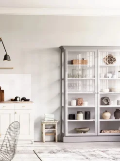 Vitrineskab Classic V2, sort fra<Lindebjerg Design New