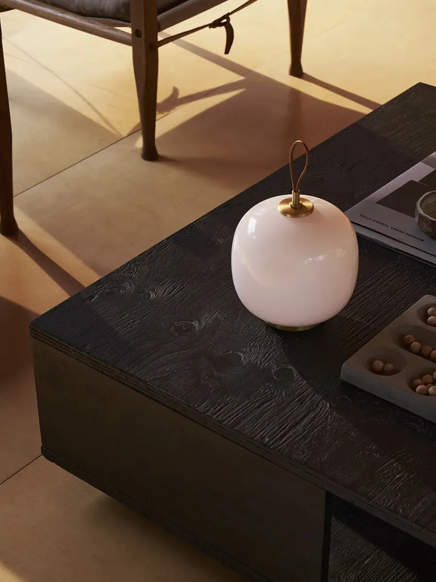 VL45 Radiohus Portable Lamp, pale yellow fra<Louis Poulsen New