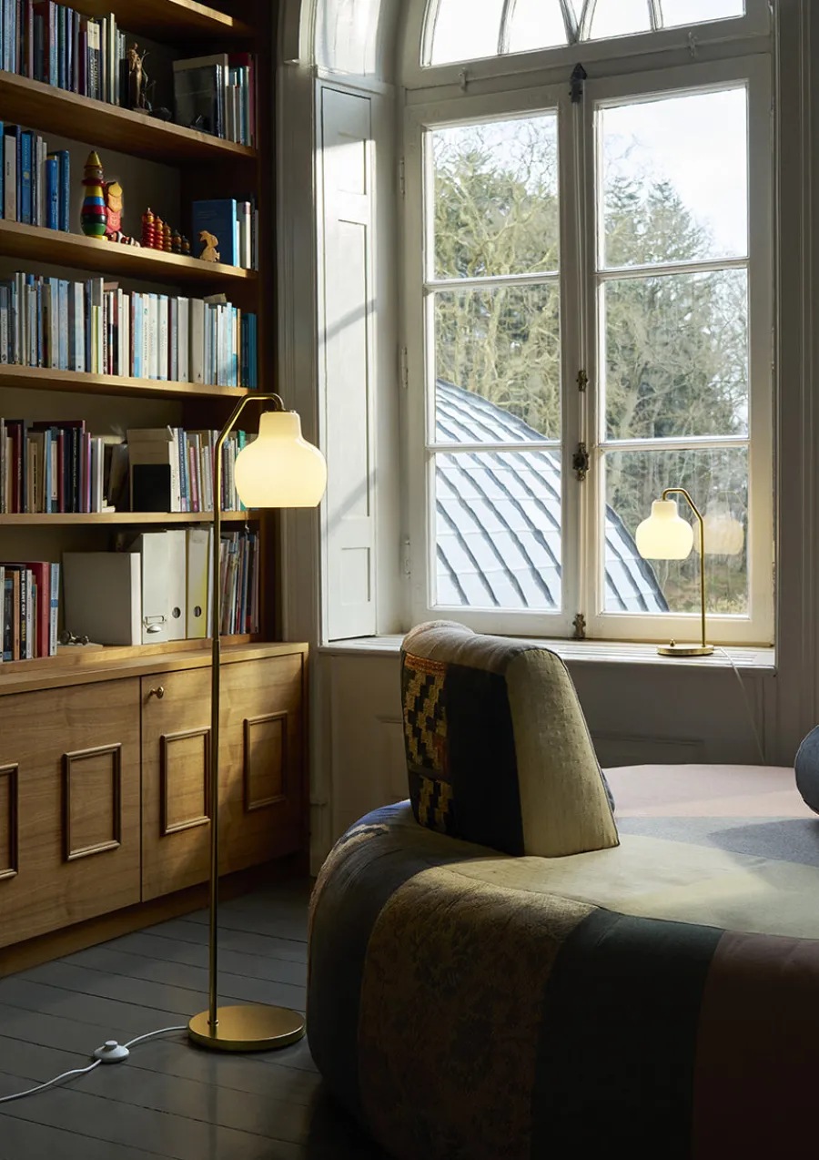 VL Ringkrone Bordlampe fra<Louis Poulsen New