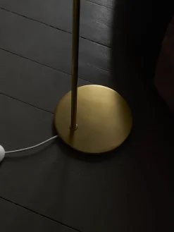 VL Ringkrone Gulvlampe fra<Louis Poulsen