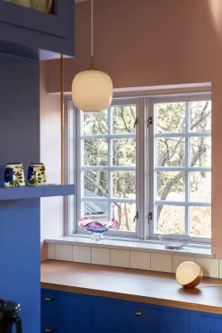 VL Studio bord/gulv fra<Louis Poulsen New