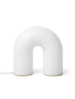 Vuelta Floor Lamp fra<Ferm Living New