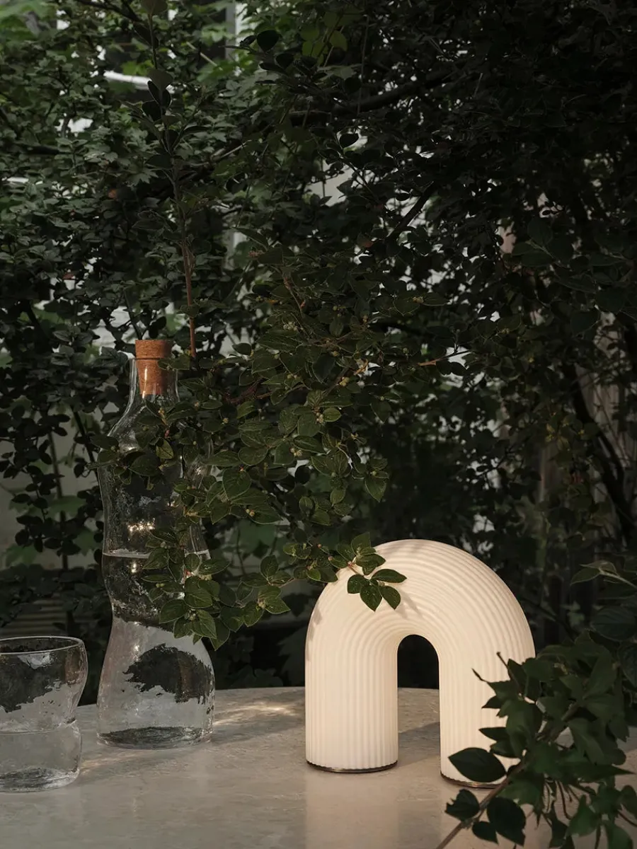 Vuelta Portable Lamp fra<Ferm Living Sale