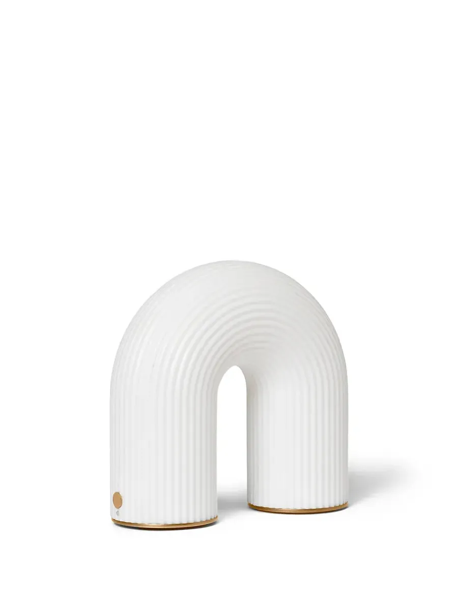 Vuelta Portable Lamp fra<Ferm Living Sale