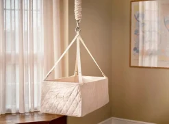 Vugge, nature fra<Moonboon Hot