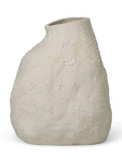 Vulca Medium vase, Off-white Stone fra<Ferm Living Hot