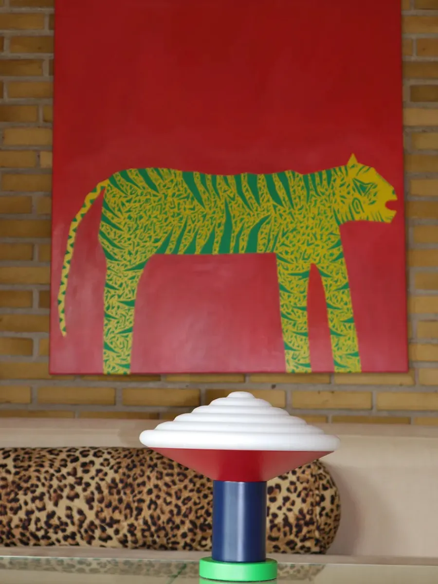 Whipped Table Lamp, pure green fra<LEO Objects New