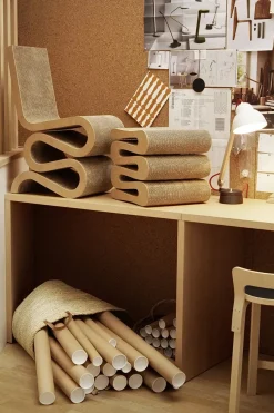 Wiggle Stool fra<Vitra Sale