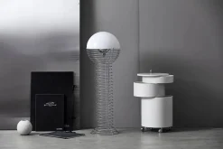 Wire gulvlampe af Verner Panton<Verpan