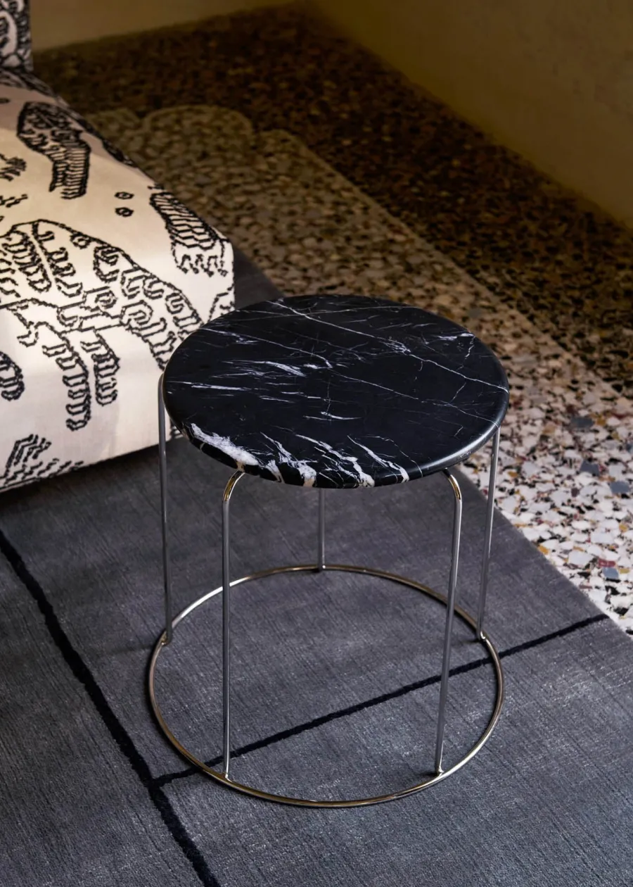 Wire Stool Marble Top VP11 af Verner Panton<&Tradition Hot
