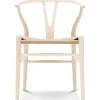 Y-stol CH24, Ask sæbe af Hans J. Wegner<Carl Hansen & Søn Hot