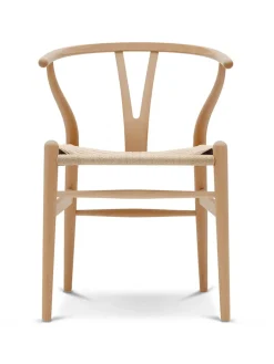 Y-stol CH24, Bøg olie af Hans J. Wegner<Carl Hansen & Søn Outlet