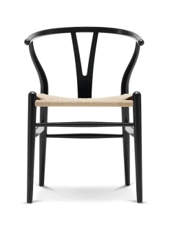 Y-stol CH24, Eg lak af Hans J. Wegner<Carl Hansen & Søn Clearance