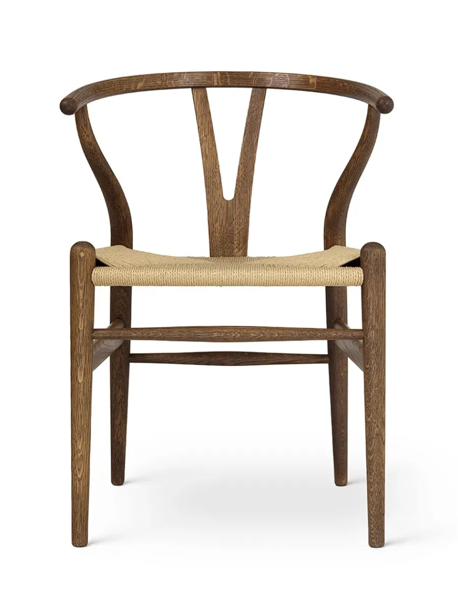 Y-stol CH24, eg sæbe af Hans J. Wegner<Carl Hansen & Søn Discount