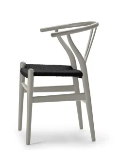 Y-stol CH24 Soft Black med sort flet af Hans J. Wegner<Carl Hansen & Søn Best