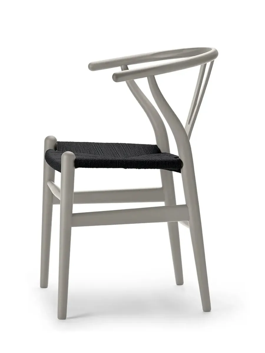 Y-stol CH24 Soft Black med sort flet af Hans J. Wegner<Carl Hansen & Søn Best