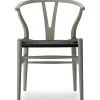 Y-stol CH24 Soft Clay med sort flet af Hans J. Wegner<Carl Hansen & Søn Clearance