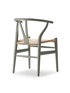 Y-stol CH24 Soft Green af Hans J. Wegner<Carl Hansen & Søn Sale