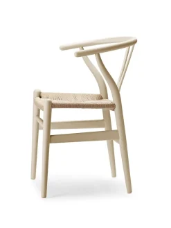 Y-stol CH24 Soft Hollyhock af Hans J. Wegner<Carl Hansen & Søn Clearance