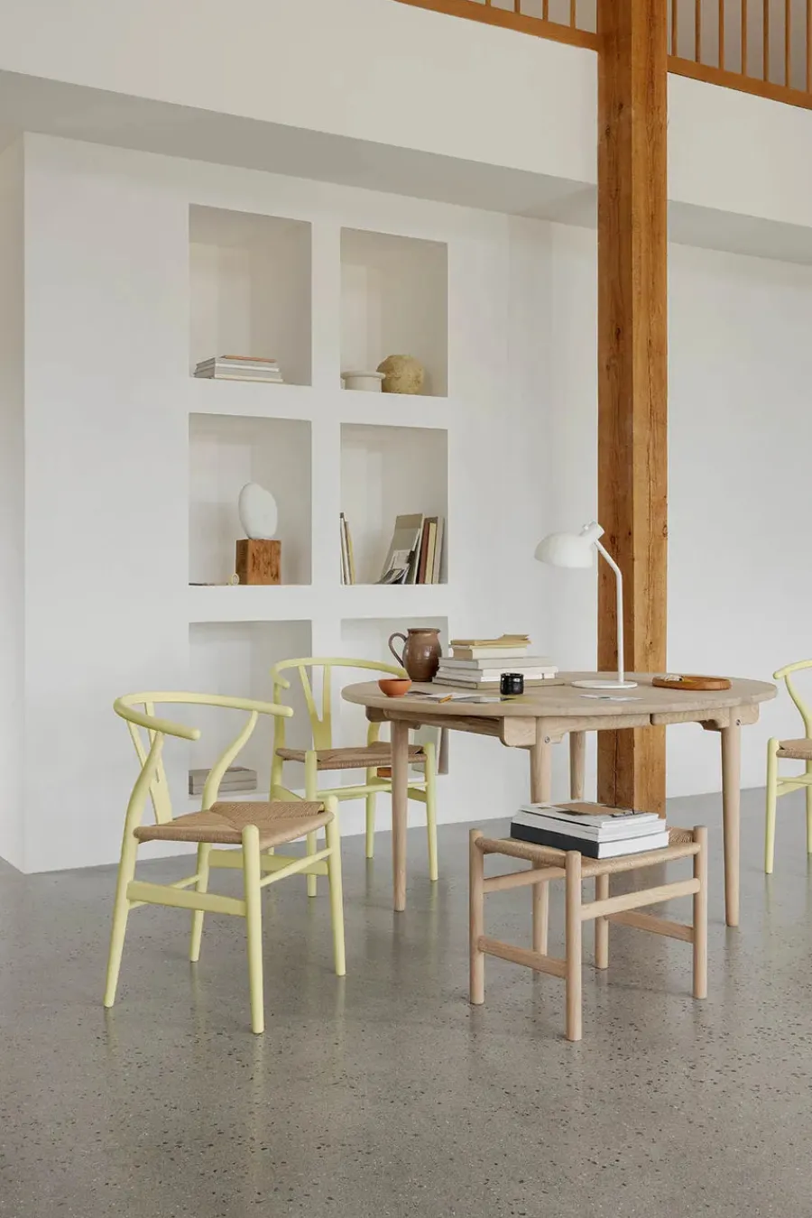 Y-stol CH24 Soft Olive Green af Hans J. Wegner<Carl Hansen & Søn Discount