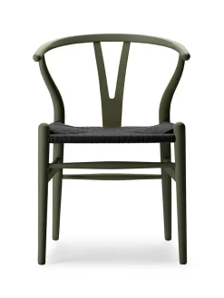 Y-stol CH24 Soft Silver Grey med sort flet af Hans J. Wegner<Carl Hansen & Søn Online