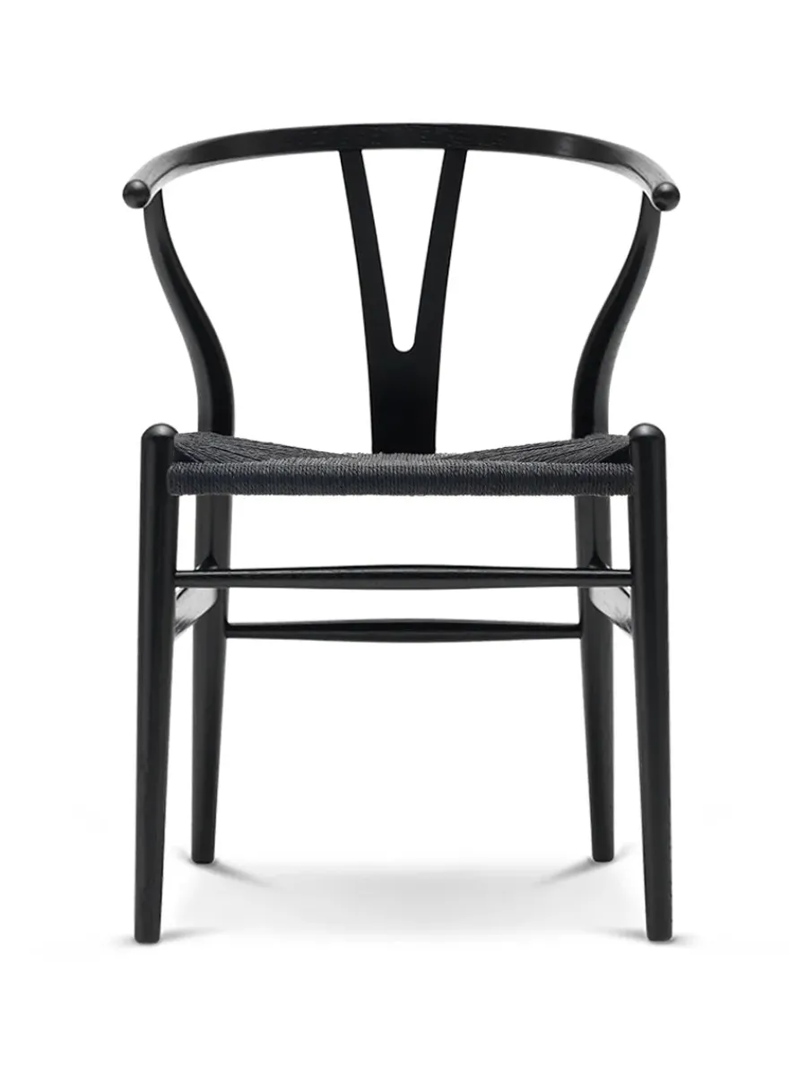 Y-stol CH24, sort ask med sort flet af Hans J. Wegner<Carl Hansen & Søn Discount